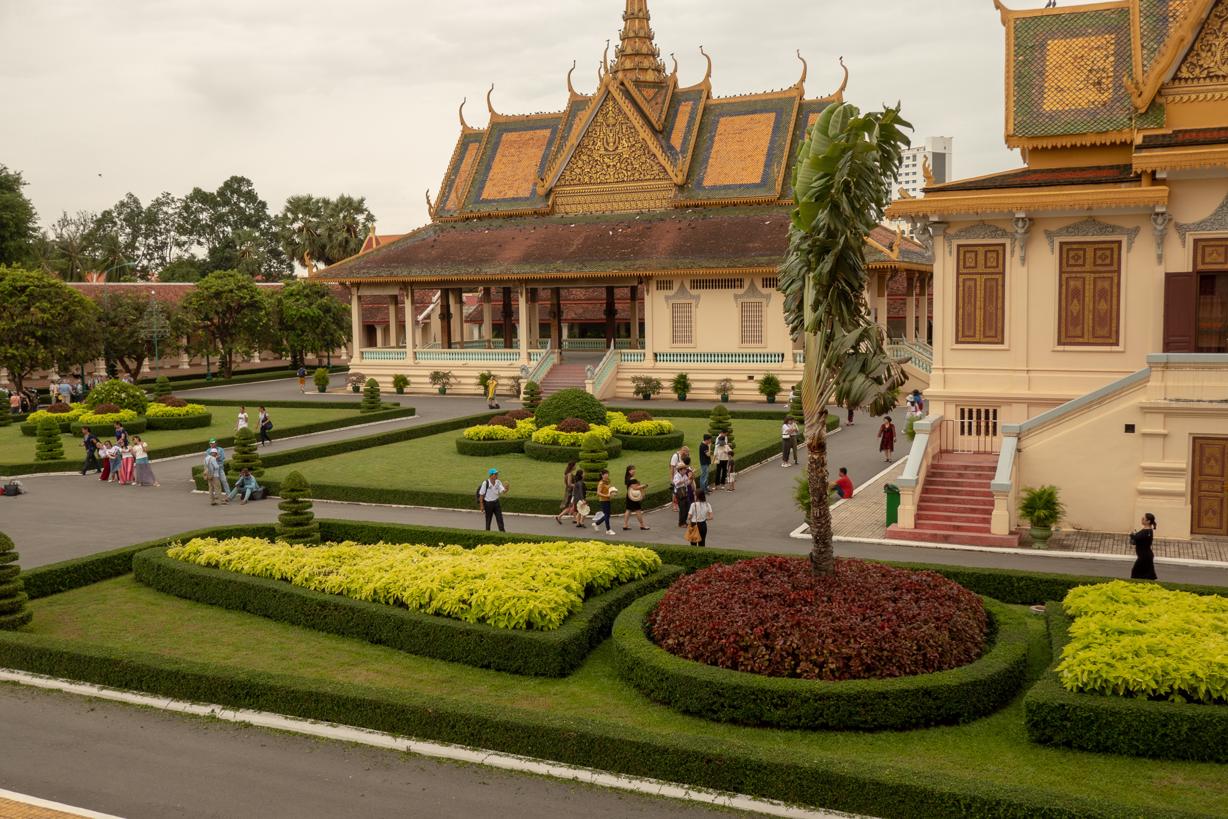 Royal Palace Phnom Penh Dress Code Cambodia