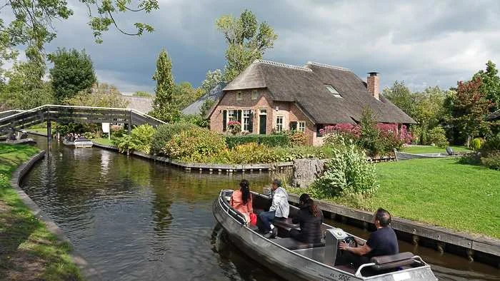 Giethoorn, A must see place in the Netherlands