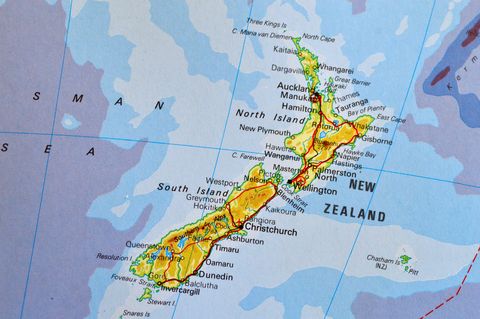 map of New Zealand and the cities on the North and South Island