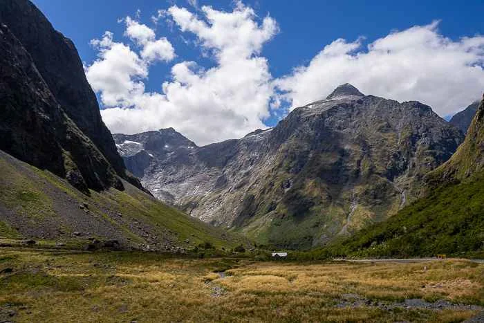 Extroardinary views of the drive between Te Anau and Milford Sound